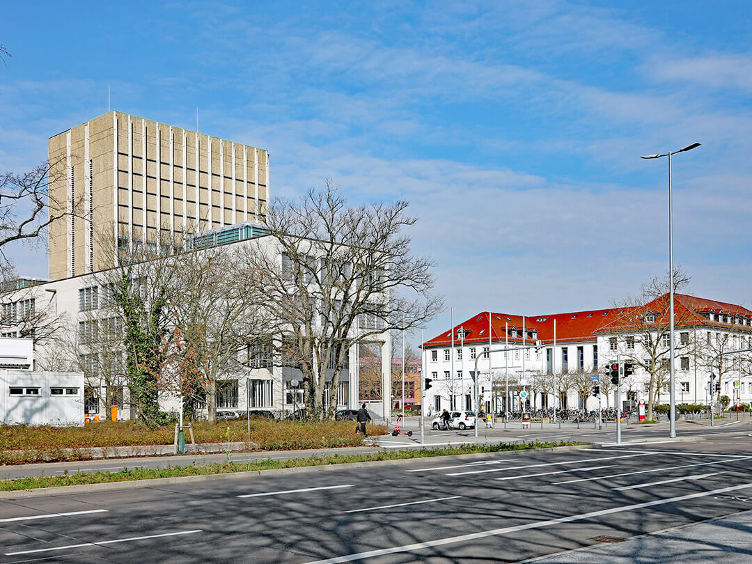 Weiterbildung statt Studium an der IHK-Karlsruhe