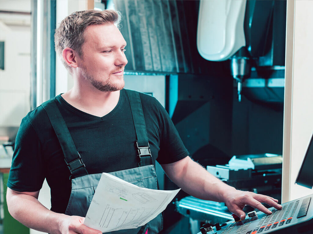 Industriemeister*in Metall (IHK) - IHK-Bildungszentrum Karlsruhe